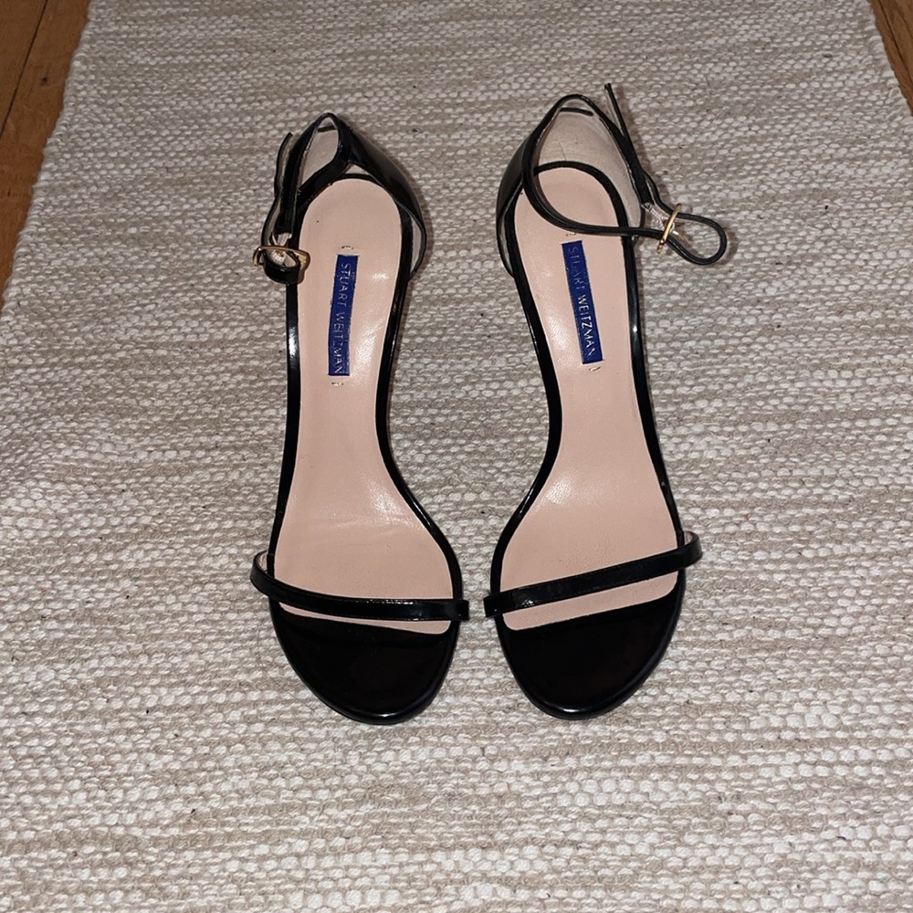 Stuart Weitzman - Picture 2 of 6